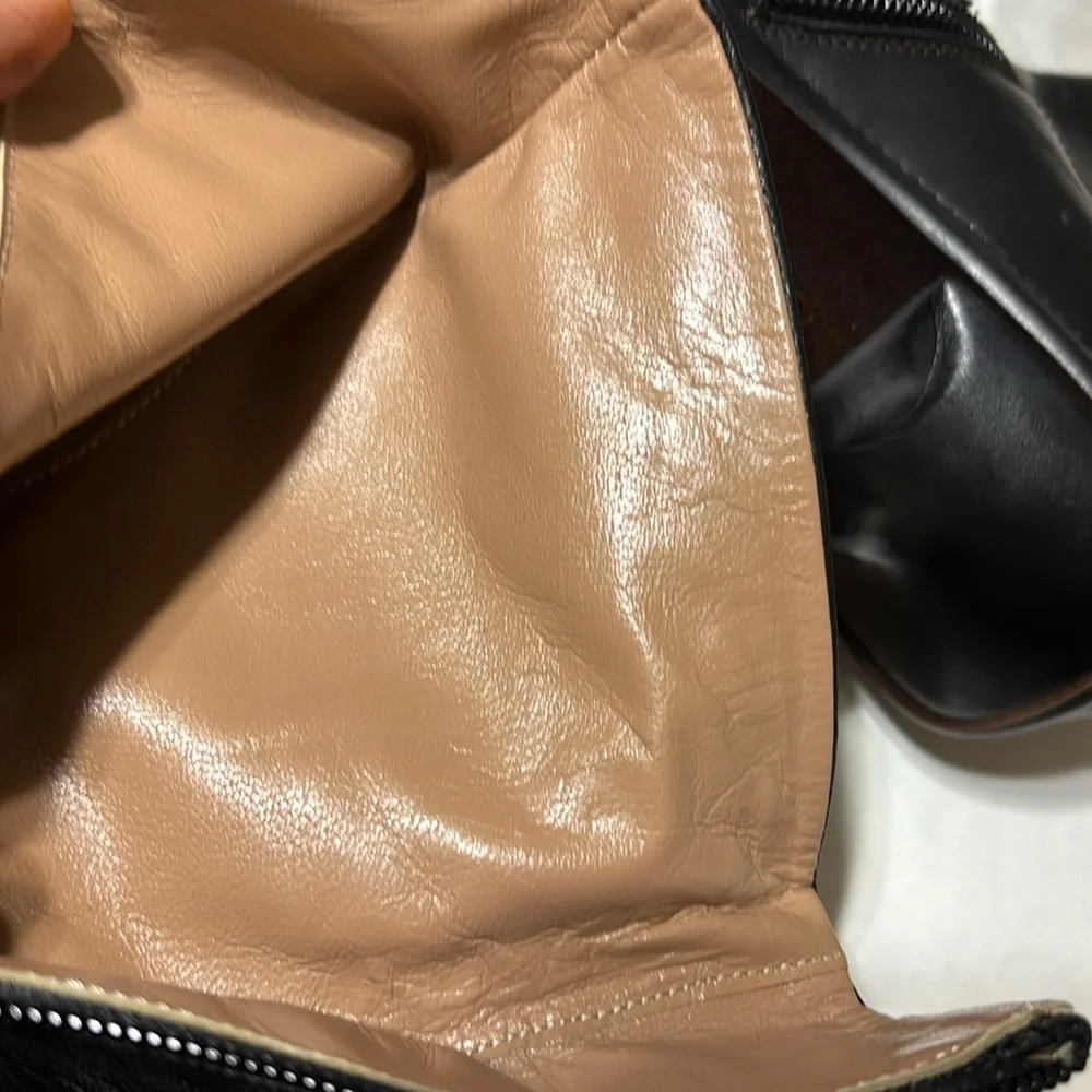 Elegant Black Ankle Boots with Brown Accents - Picture 9 of 13